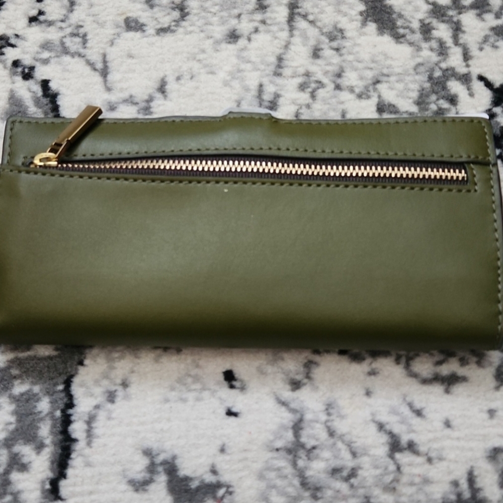 Fossil Leather Wallet - Picture 3 of 3